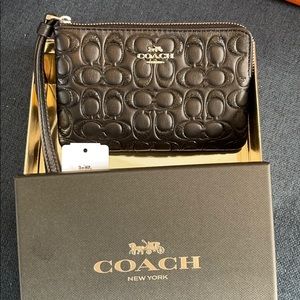 Coach wristlet wallet